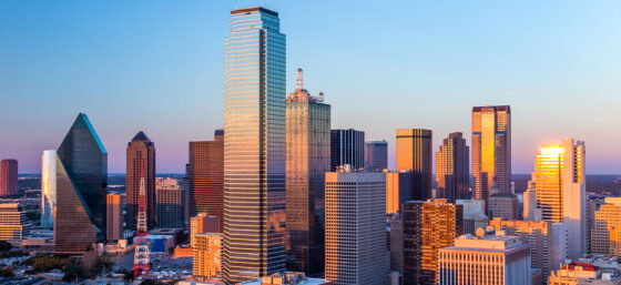 Street Light – Dallas<br>Executive Roundtable