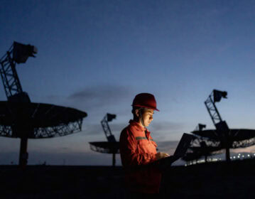 왜 통신사들은 강제적인 클라우드 전환에 저항해야 하는가