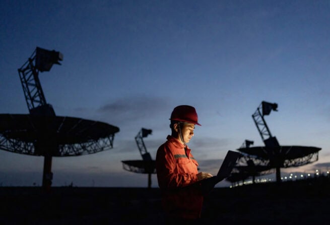 왜 통신사들은 강제적인 클라우드 전환에 저항해야 하는가